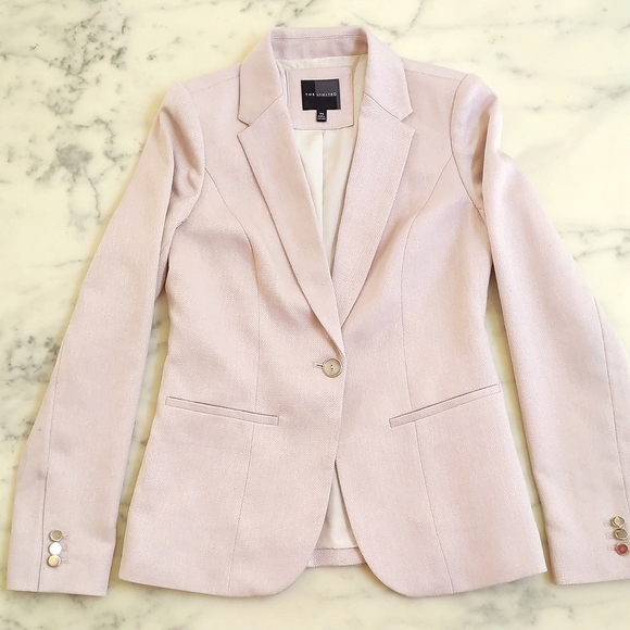The Limited Cream Color Blazer w/textured fabric, lining, pockets, gold buttons. - Picture 3 of 5